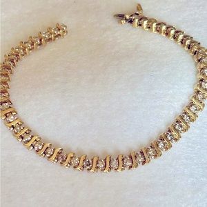 14kt gold diamond tennis bracelet
